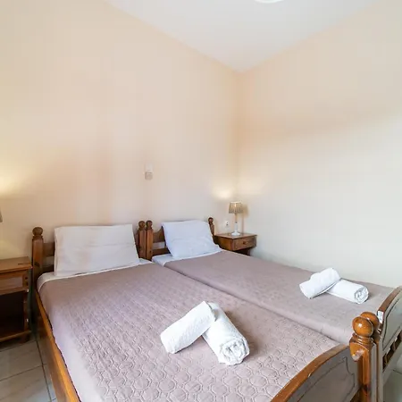 Arianna 11 פאלאוקסטריצה